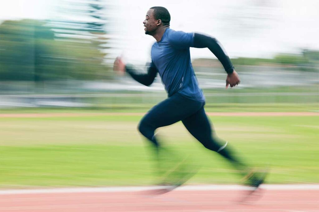 tecnica panning motion blur atleta in corsa